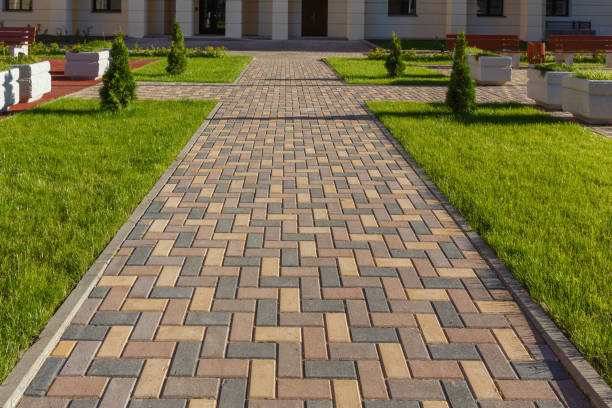 Best Driveway Paving Contractor  in Sweetser, IN